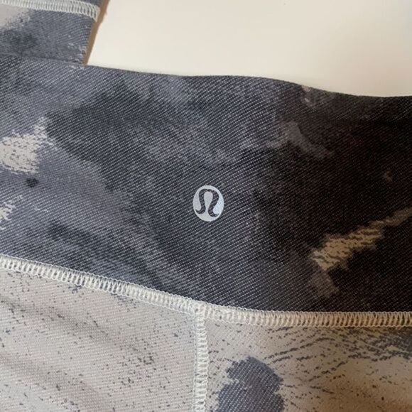 Lululemon Wunder Under Pant (Print) - Picture 6 of 7